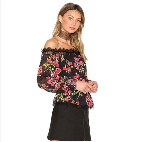 NBD Dylan blouse red floral print size XS NWT - Picture 1 of 7